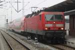 schwer zu ziehen hatte 143 809-2 als Sie mit 2xDosto-Wagen als Pbz von Cottbus/Berlin nach Rostock Hbf kam.09.11.2011 