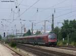 RJ 67 von Mnchen Hbf nach Budapest-Keleti bei der Durchfahrt durch Mnchen Heimeranplatz, 14.08.2010 