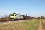 Am 31.10.2014 bespannte die Captrain/RBB 185 549-3 einen Papierzug (Dortmund - Modena), als sie bei Hügelheim in Richtung Basel fuhr.