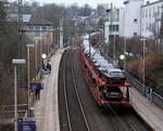 Ein Nachschuss auf einen Mercedes-Zug aus  Kornwestheim(D) nach Zeebrugge-Ramskapelle(B) und fährt in Richtung Aachen-West.
Aufgenommen von der Brücke in Aachen-Schanz. 
Am Morgen vom 16.1.2019.