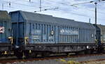 Ein Drehgestell-Teleskophaubenwagen für Coiltransporte vom polnischen Einsteller PKP Cargo mit der Nr. 31 RIV MC 51 PL-PKPC 4644 971-7 Simms 425 Sa in einem Ganzzug am Grenzbahnhof Guben abgestellt am 12.09.24 