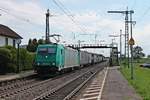 Mit einem Containerzug nach Belgien fuhr am Nachmittag des 25.05.2019 die ATLU/XRAIL 185 616-0, welche den Zug nur bis Aachen West bespannte, durch den Haltepuntk von Auggen über die Rheintalbahn in Richtung Freiburg (Breisgau).