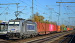 METRANS Rail s.r.o., Praha [CZ] mit  386 006-1  [NVR-Nummer: 91 54 7386 006-1 CZ-MT] und Containerzug am 16.11.20 Bf. Golm (Potsdam).