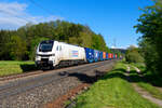 159 214 RCM/ECCO mit einem Containerzug bei Postbauer-Heng Richtung Nürnberg, 23.05.2021