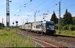 Der regelmäßige  Bertschi -Containerzug nach Ruhland über Halle (Saale) hatte bei diesem Foto im Bahnhof Röblingen am See ordentlich Verspätung.