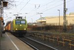 145 CL-031 von Alpha Trains kommt als Umleiter aus Richtung Herzogenrath mit einem sehr langen Containerzug in Richtung Aachen-West.
Aufgenommen bei der Durchfahrt in Kohlscheid. am 6.3.2012.