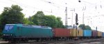 145 CL-005 von Crossrail fhrt mit einem langen MSC-Containerzug aus Antwerpen-Berendrecht(B) nach Weil Am Rhein(D) bei der Abfahrt aus Aachen-West und fhrt in Richtung Aachen-Hbf,Kln in der