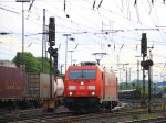 185 384-5 DB rangiert in Aachen-West bei Regenwolken am 15.5.2012.