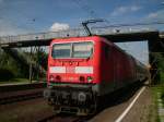 Baureihe 143 868-8 im Bahnhof Priort bei Wustermark RB 21 nach Wustermark 28.5.2010 