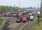 DB 290 505-7 rangiert am 21.10.2020 in Leipzig-Engelsdorf.