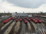 DB Schenker Rail 185er und andere Güterzug Baureihen am 25.10.15 in Mannheim Rbf