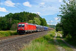 187 168 DB Cargo mit einem gemischten Güterzug bei Postbauer-Heng Richtung Nürnberg, 27.07.2020
