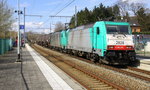 Zwei Cobra 2828 und 2843 kommen als Umleiter aus Richtung Aachen-Hbf,Aachen-Süd(D) mit einem gemischten Güterzug aus Köln-Gremberg nach Antwerpen-Noord(B) und fährt durch Hergenrath(B) in Richtung Astenet(B),Lontzen(B),Welkenraedt(B),Ruyff(B), ,Henri-Chapelle(B),Montzen(B),Montzen-Gare(B). Aufgenommen vom Bahnsteig 1 in Hergenrath(B). Bei Sonne und Wolken am Nachmittag vom 3.4.2016.