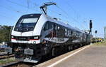 Rail Force One B.V., Rotterdam [NL] mit der Euro9000  2019 302-9  [NVR-Nummer: 90 80 2019 302-9 D-ELP] mit der Vectron   193 946  [NVR-Nummer: 91 80 6193 946-1 D-ELOC] und Containertragwagen am Haken am 05.09.24 Durchfahrt Bahnhof Magdeburg-Neustadt. 