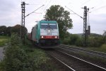 Die Cobra 2813 kommt mit einem Getreidezug aus Belgien und fhrt nach Aachen-West bei Sonne und Wolken.