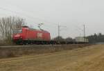 145-CL 015 von OHE ist mit einem Containerzug am 01.03.2012 bei Waghusel