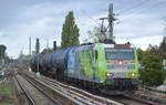 DB Cargo AG [D] mit  185 152-6  [NVR-Nummer: 91 80 6185 152-6 D-DB] und Kesselwagenzug am 30.09.19 Berlin Karow.