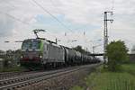 Re 475 410 am Nachmittag des 06.05.2019 mit einem leeren Kesselzug (Glattbrugg - Rotterdam Pernis) südlich vom Haltepunkt von AUggen, als sie über die RHeintalbahn in Richtung Freiburg (Breisgau) fuhr.