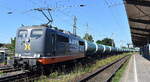 Hector Rail (Germany) GmbH, Bochum ihrer  162.002 , Name:  Lang  (NVR:  91 80 6151 070-0 D-HRDE ) und einem Kesselwagenzug am 25.06.24 Höhe Bahnhof Magdeburg-Neustadt.