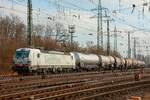 193 680-6  ELL 222.  Siemens Vectron mit Kesselzug in Köln Gremberg, Februar 2025.