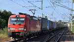 DB Cargo AG, Mainz mit ihrer   193 339  [NVR-Nummer: 91 80 6193 339-9 D-DB] und einem KLV-Zug am 02.09.24 Höhe Bahnhof Roßlau (Elbe).