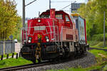 D-DB 265 017-4 fuhr am 28.04.24 mit ihrem KLV-Güterzug in Richtung des Lübecker Skandinavienkai. Hier am ehemaligen Bahnhof  Schwartau-Waldhalle  (AWR).