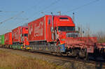 Im Coca-Cola-Weihnachtszug waren 2024 gleich zwei LKW unterwegs. Auf einen Tragwagen verladen rollten beide am 01.12.24 durch Greppin Richtung Leipzig.