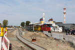 13.5.23: Ganz klar sieht man hier die Bauarbeiten zur Transformation des Bahnhofs Borkum Reede der Borkumer Kleinbahn.