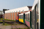 Abfahrt des 1010 Katamaran Zuges vom Borkumer Bahnhof.