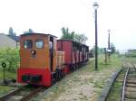 Lok 1 steht im Museumsbahnhof der Museumsfeldbahn Leipzig- Lindenau(MFLL). Die MFLL befindet sich mitten im Indeustriegebiet am alten Lindenauer Hafen und fhrt von dort in das ehemalige Kiesabbaugebiet Schnauer Lachen.