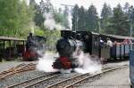 Wiederinbetriebnahme der FGF Lok 4 am 01.05.2009 - Der von der  MARTHA  gezogene Zug bei der Ausfahrt aus dem Museumskerngelnde. Links wartet die  Preller  auf ihren nchsten Einsatz. - Weitere Fotos siehe auch in meinem http://www.fgf-fotoalbum.de/