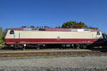 Die Elektrolokomotive 120 004-7 war Anfang September 2021 im Außenbereich des Eisenbahnmuseums in Koblenz ausgestellt.