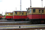 Drei Berliner S-Bahn-Triebköpfe am 20.05.2006 am Standort der Historischen S-Bahn Berlin in Erkner:  Stadtbahner  275 625,  Wannsee   275 929 (erkennbar an den gesenkt genieteten, glatten