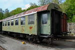 Dieser dreiachsige Umbauwagen war Mitte April 2024 im Eisenbahnmuseum Bochum zu sehen.