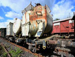 Dieser 1961 bei der SEAG gebaute Behältertragswagen (BTms 55, 23 80 411 0 017-9) war Mitte April 2024 auf dem Freigelände des Bochumer Eisenbahnmuseums abgestellt.