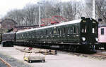 Herrlich aufgearbeitet durch den VVM in Aumühle ist der ET 99 32a, fotografiert am 29.04.1982.