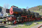 Die Dampflokomotive BR 52 8086 steht in Radevormwald-Dahlhausen (Wupper). (April 2019)