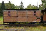 Dieser Gebäckwagen der Gattung 752 - K1449 der königlich sächsischen Staatseisenbahn - war Ende September 2020 im sächsischen Schmalspurbahnmuseum Rittersgrün ausgestellt.