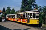 In der Mitte von Gerlingen an der Station neben der Feuerwache stiegen im Lauf der Zeit schon viele Fahrgäste ein und aus, so dass diese Straßenbahnstation schon einen Erinnerungsort