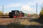 Am 20.10.2012 dampfte der Schwarzenberger Museumszug mit 50 3616 nach Altenburg.Hier auf der Olzmannbrcke in Zwickau.