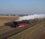 001 180 des BEM Nördlingen mit dem Sonderzug Mozart Express auf dem Weg nach Salzburg bei Herbertshofen.(19.3.2016)