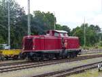 Die V100 2084 ( D-GfE 9280 1212 084-8 ) in Gera beim rangieren am 1.7.2024