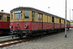 Der als Museumstriebwagen bei der Historischen S-Bah Berlin erhaltene 278 107 von der Bauart  Oranienburg  am 20.05.2006 im ehemaligen Bw.