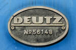 Detailaufnahme des Fabrikschilds der D1 des MECL. Deutz A4L 514 R