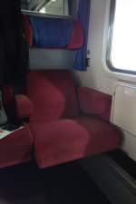 Ein 1.Klasse-Sitz im IC 2376 Karlsruhe Hbf - Stralsund Hbf im Februar 2015.