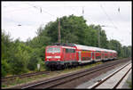 111087 erreicht mit dem RE nach Hannover am 12.8.2005 um 9.12 Uhr den Bahnhof Linsburg.