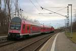 Nachschuss auf DABbuzfa 760 mit Zuglok 143 903 der S-Bahn Mitteldeutschland (DB Regio Südost) als S 37739 (S7) von Halle-Nietleben nach Halle(Saale)Hbf Gl.