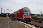 Hier ein RE7 (RE18256) von Berlin Zoologischer Garten nach Wünsdorf-Waldstadt, bei der Ausfahrt am 30.4.2012 aus Berlin Schönefeld Flughafen.