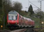 RE 31014 (Basel Bad Bf-Offenburg) mit Schublok 146 238-1 bei Istein 18.4.10