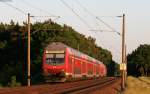 RE 26244 (Münster(Westf)Hbf-Emden Hbf) mit Schublok 111 215-0 bei Emsbüren 11.6.15